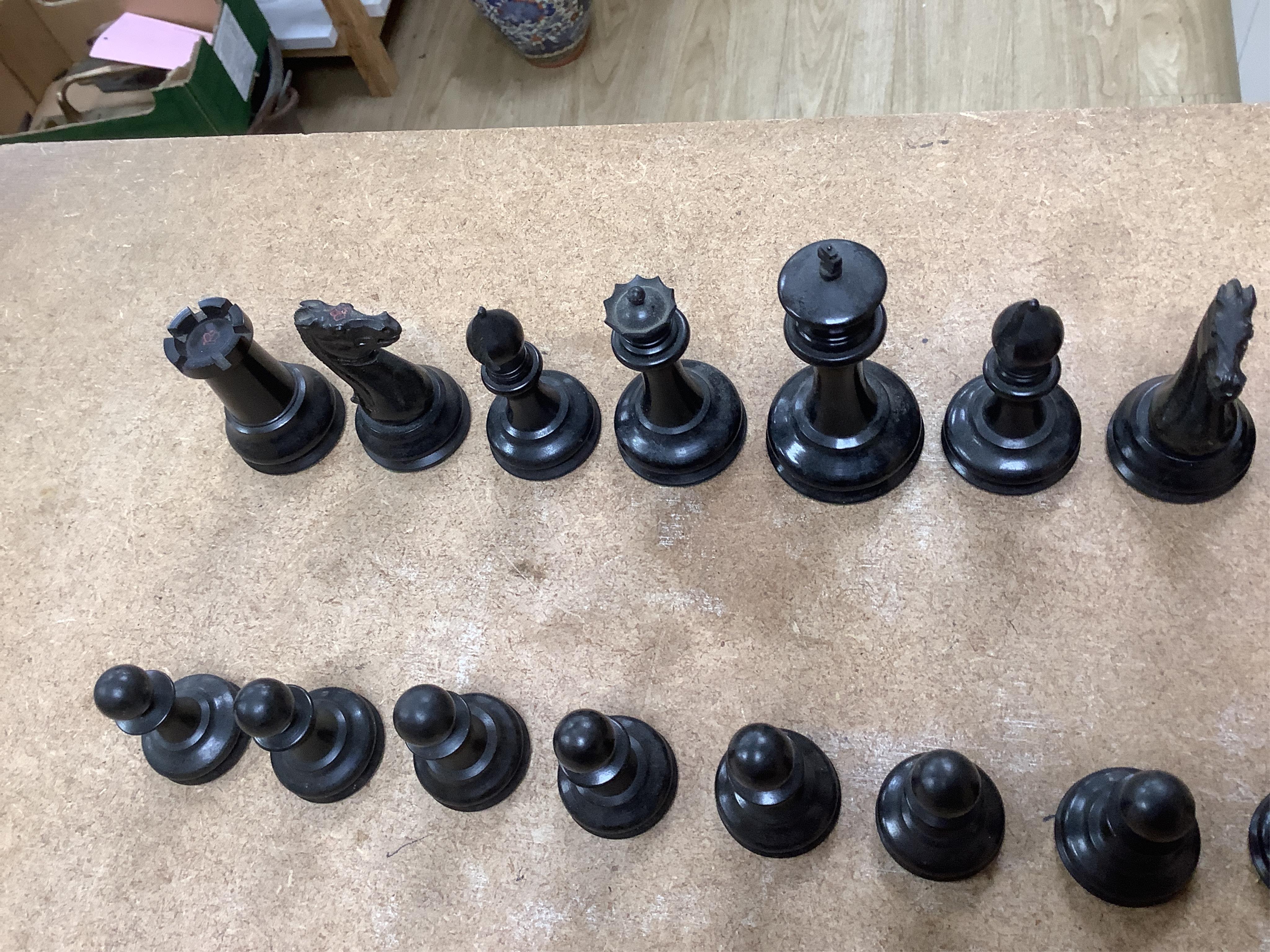 A Jaques Staunton pattern boxwood and ebony chess set, largest piece 8.5cm high